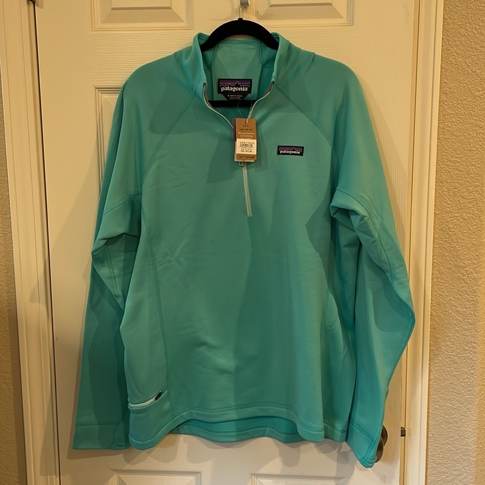 Patagonia women’s Turquoise 1/4 Zip-Up pullover - NWT - Picture 3 of 4